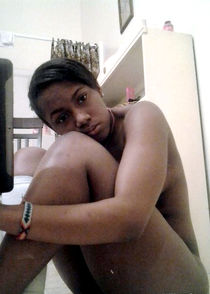 HotAndMean's lesbian